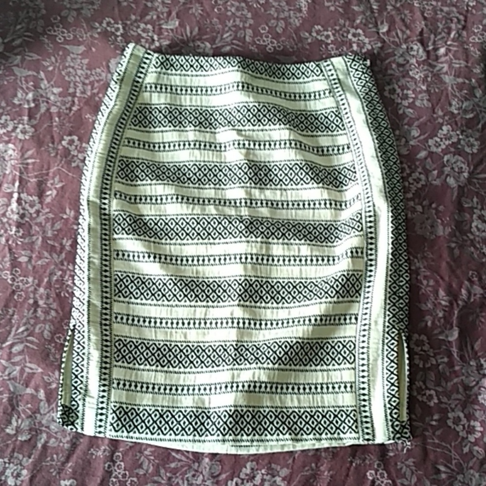 Ann Taylor Loft 2p skirt